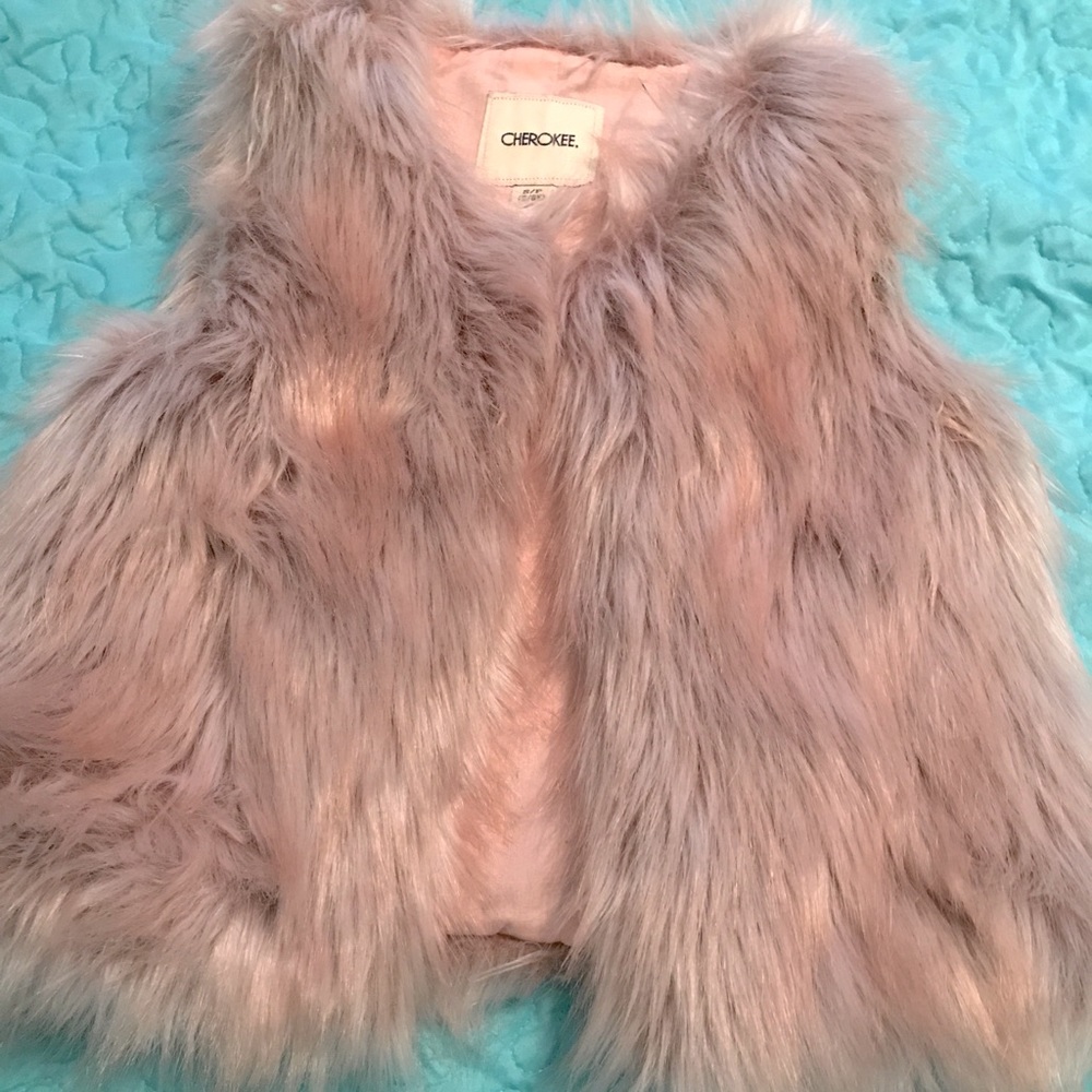 Very cute FauxFur Vest